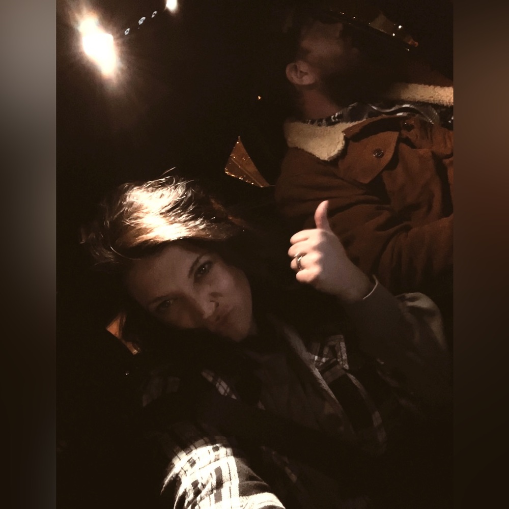 Meet your Poshers, Karolyn & Jon.